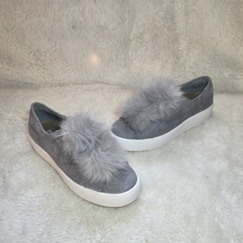 Steve Madden Bryanne Faux Suede Pom Pom Platform Slip On Sneakers Grey 8M Cozy